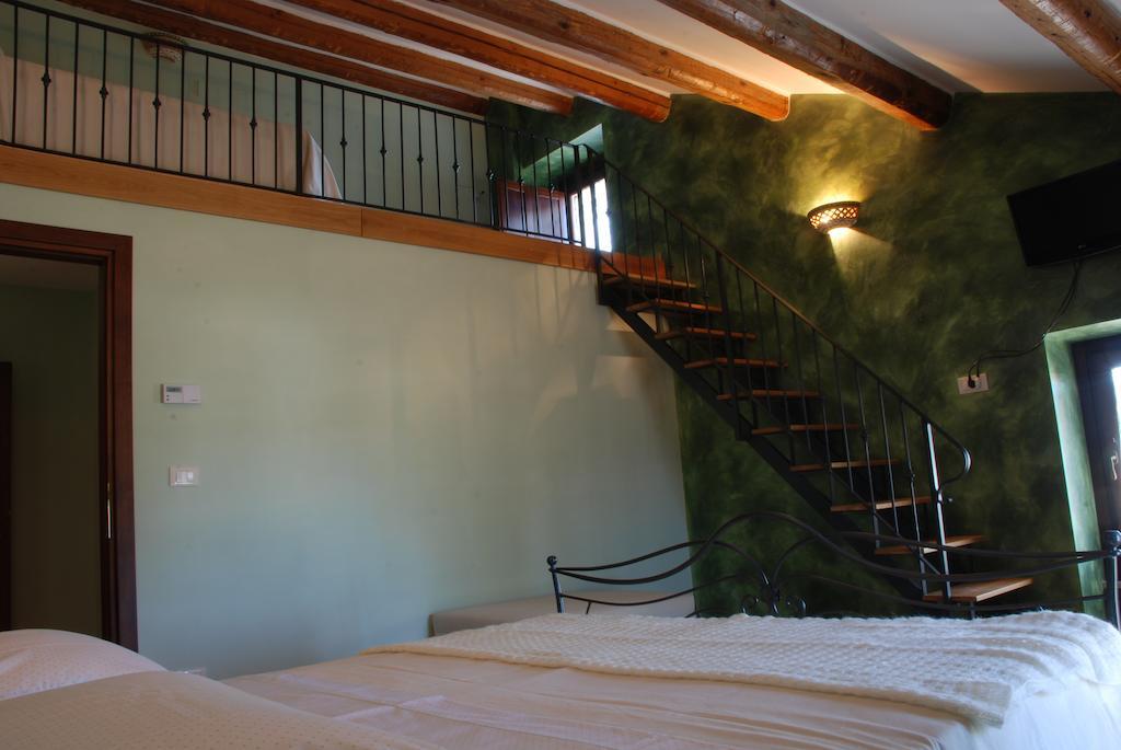 Za Mariette Bed & Breakfast Crecchio Room photo